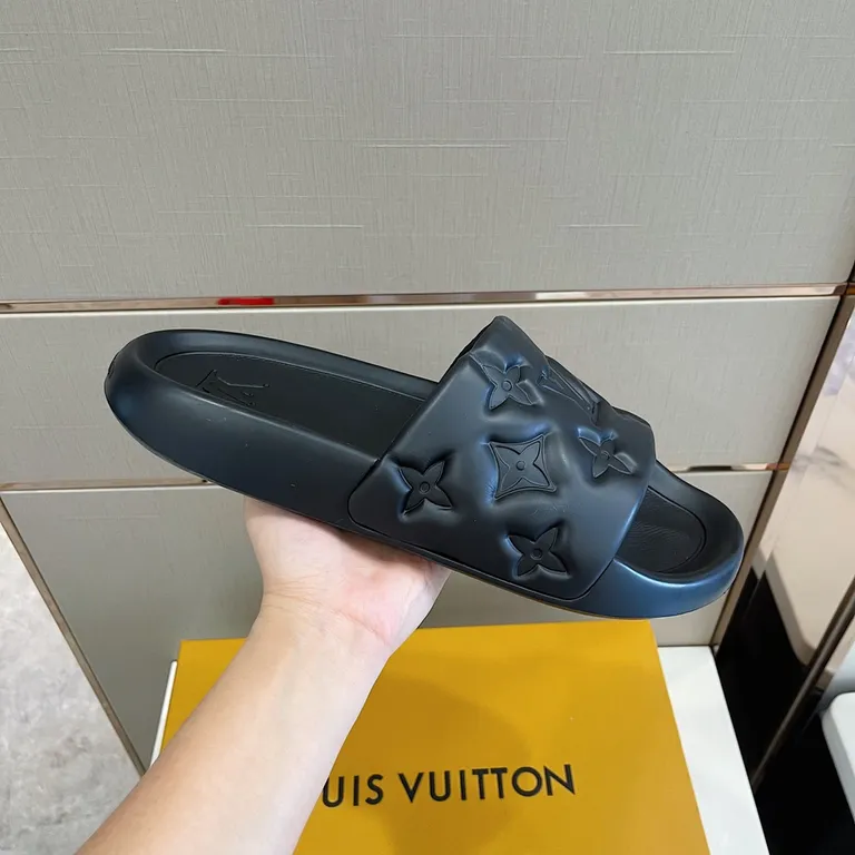 Louis Vuitton Shoe 